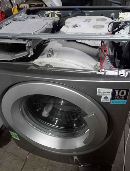 Sửa máy giặt tại nhà Hoàng Công Chất